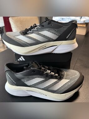 adidas Adizero Boston 12 Running Shoes - Black, White & Cream - Size 8.5 Women